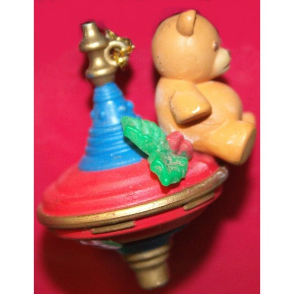VTG 1989 Enesco Toyland Small Wonder Miniature Ornament Bear Spinning Top 566705 - Picture 15 of 15